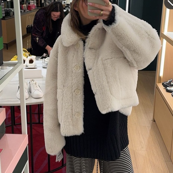Reversible Kate Spade Faux Fur / Leather Jacket - Picture 6 of 6